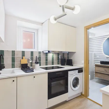 Apartamento Brand-new 1br W/ A/c - Principe Real | By Airnest